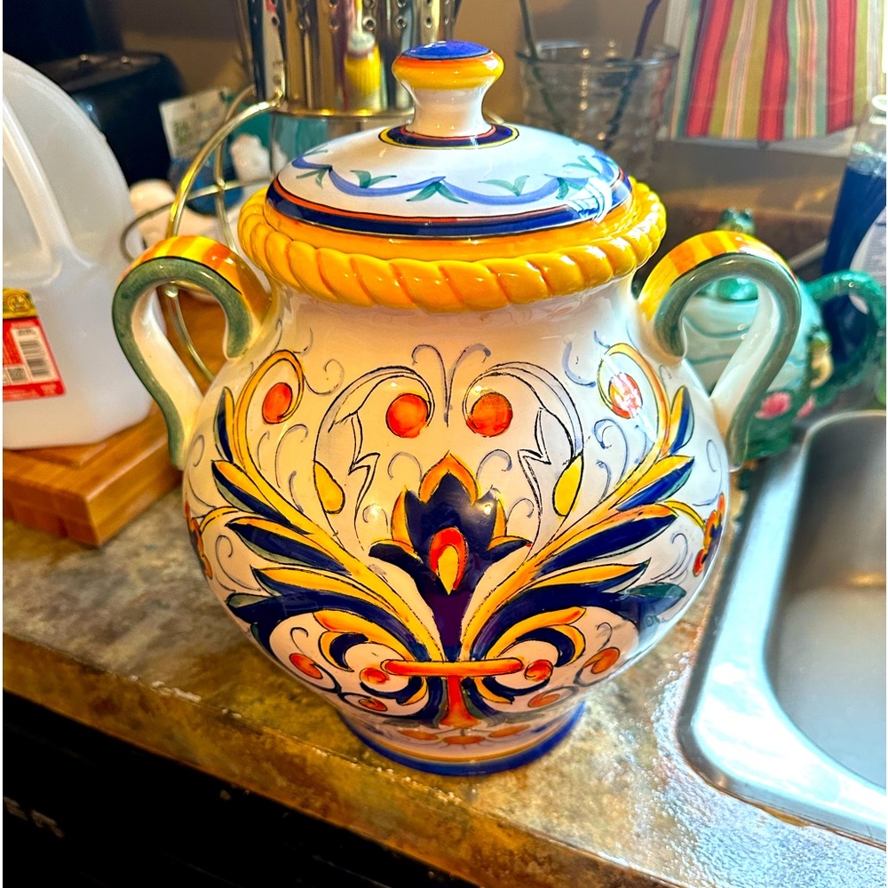 Ceramic canister